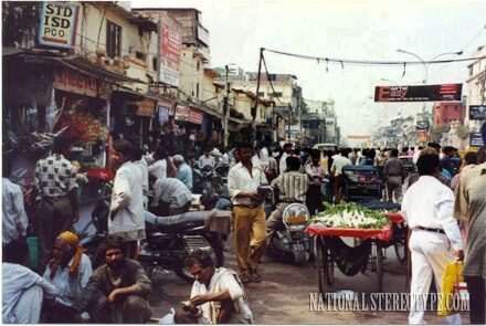 the-real-india-is-dirt-and-chaos-2657871
